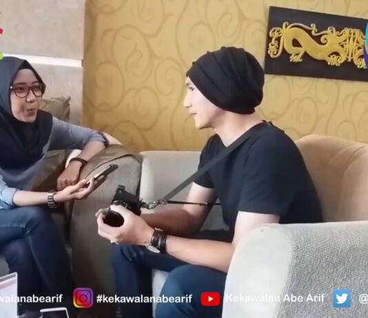 Ngobrol santai tapi dalam… Ngobrol santai tapi dalam...